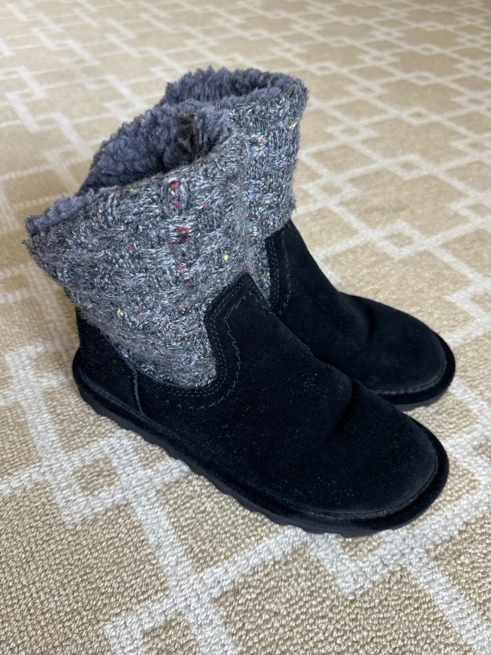 BEARPAW Virginia Suede Knit Shearling Winter Boots Black Size 6